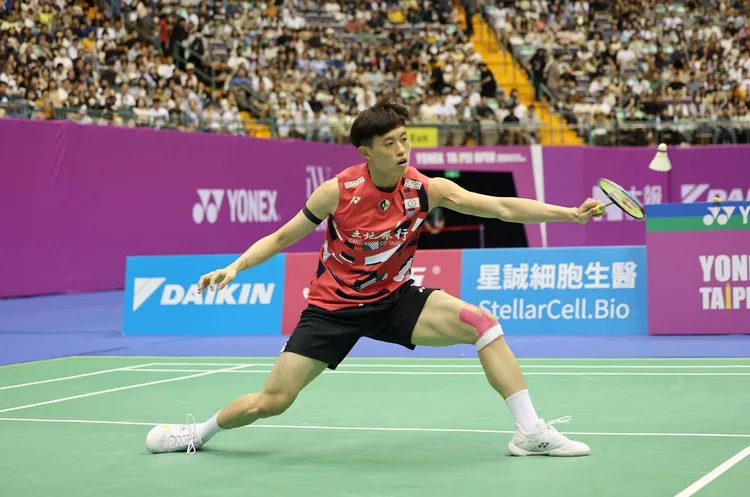 台灣羽球好手林俊易超級750首冠到手