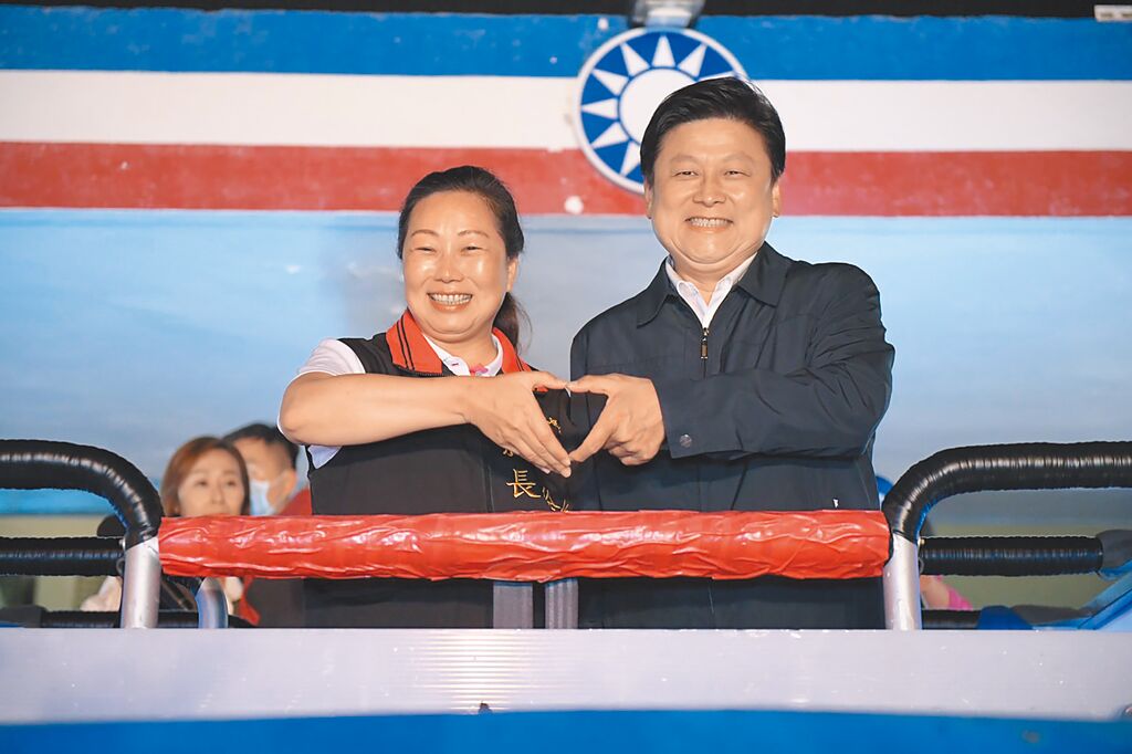 傅氏獨立王國潰堤了？