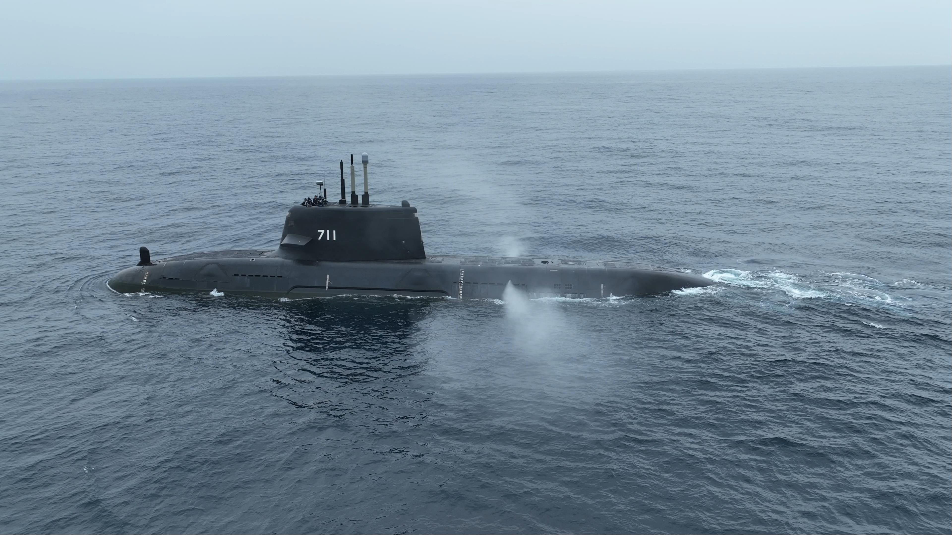 海鯤號今挑戰百米潛航 驗證水下耐壓與通信