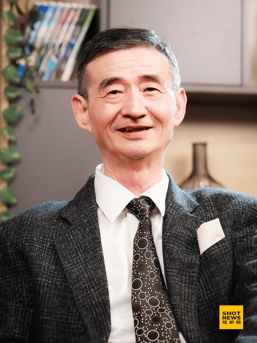 吳祥輝專訪1 從削蘋果到總編輯