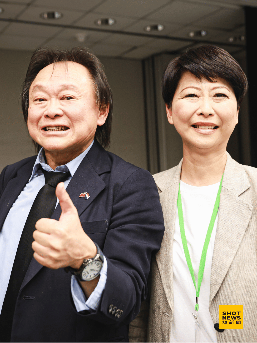 立法委員王世堅(左)、陳亭妃(右)。（劉祐龍攝影）
