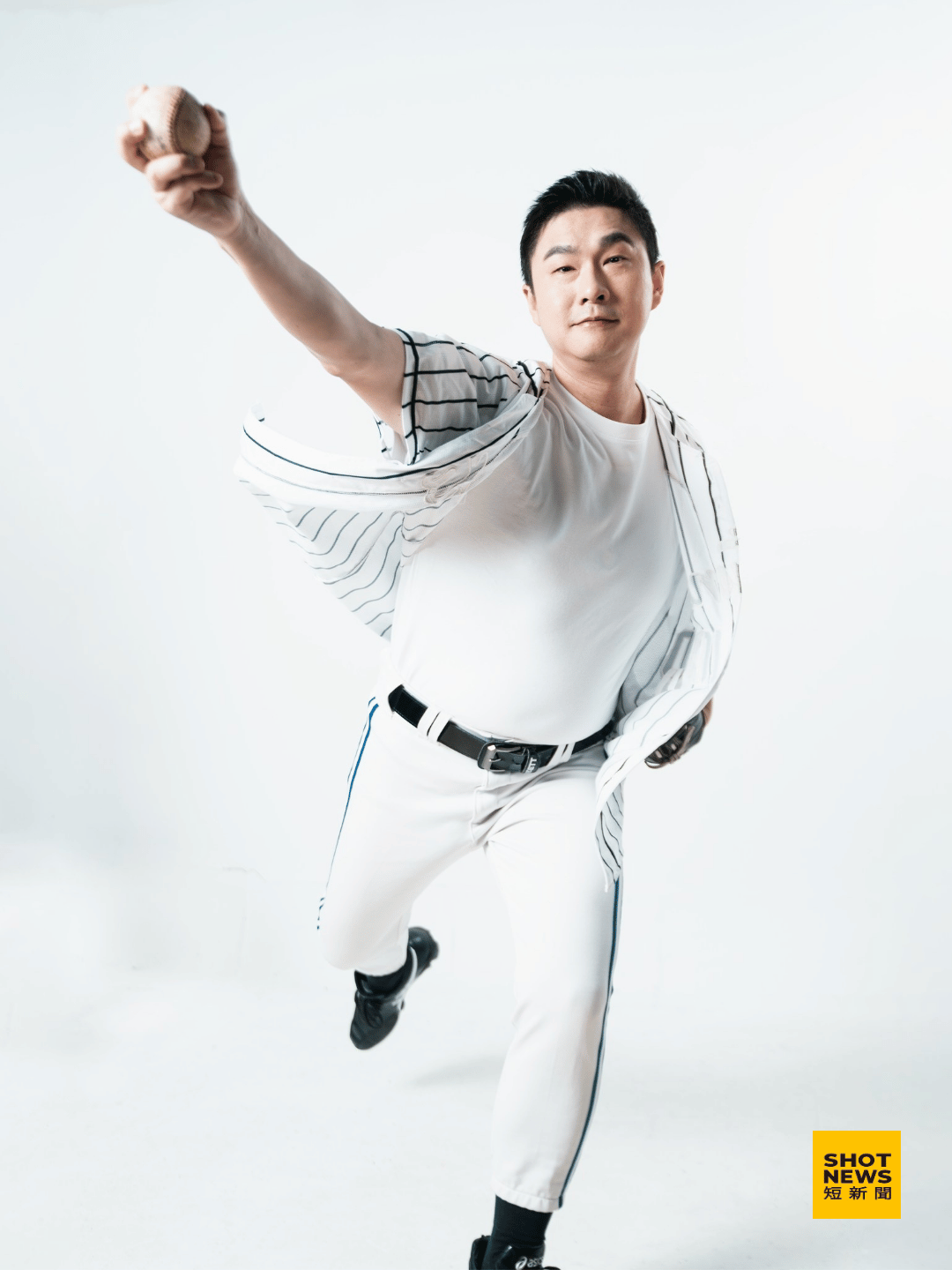 康家瑋怒批上海兄弟抄襲 痛斥利用棒球統戰