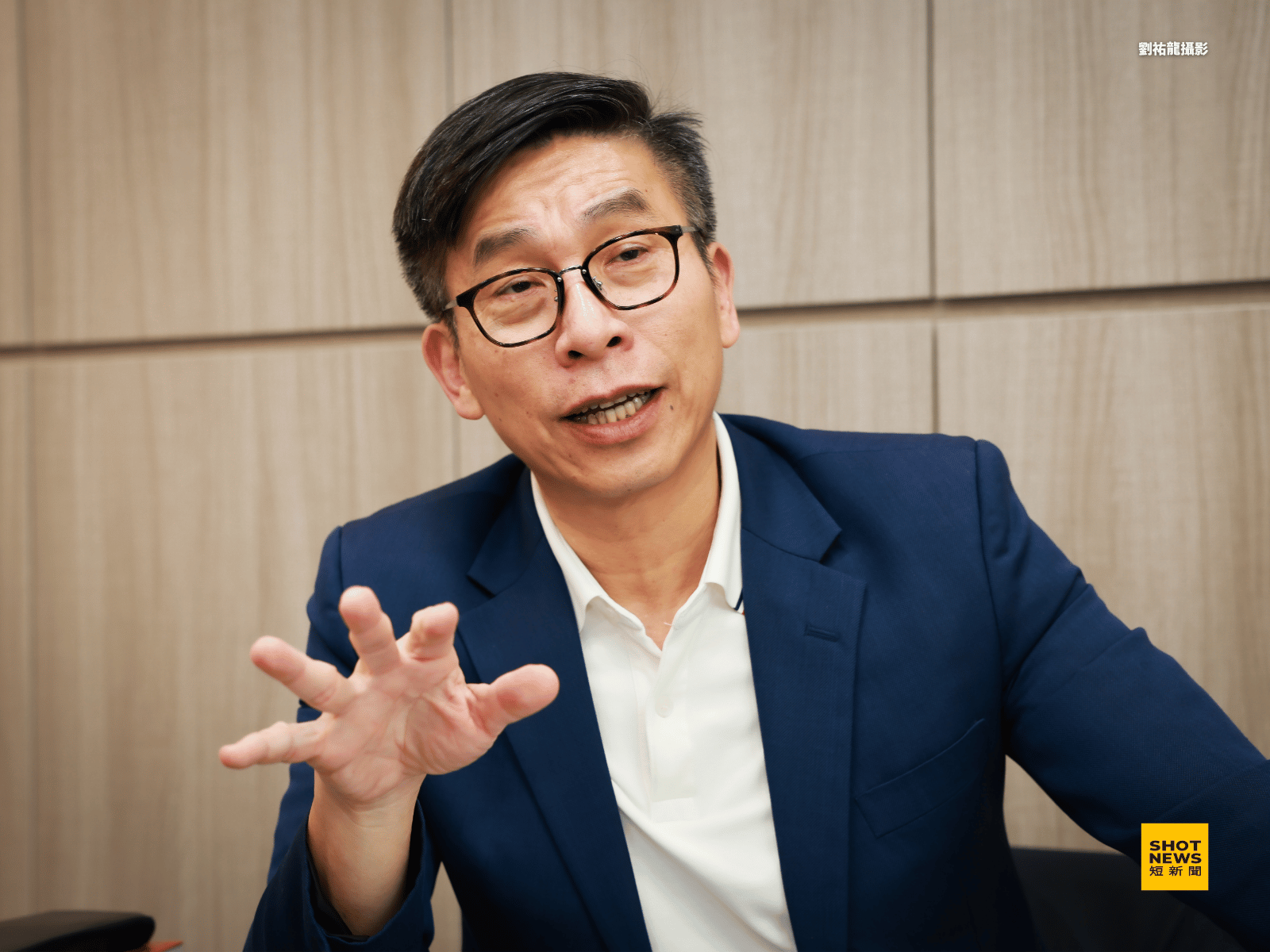 鍾佳濱說，無人機業者遇到最大的困難，初期最大的痛點是「管理」。