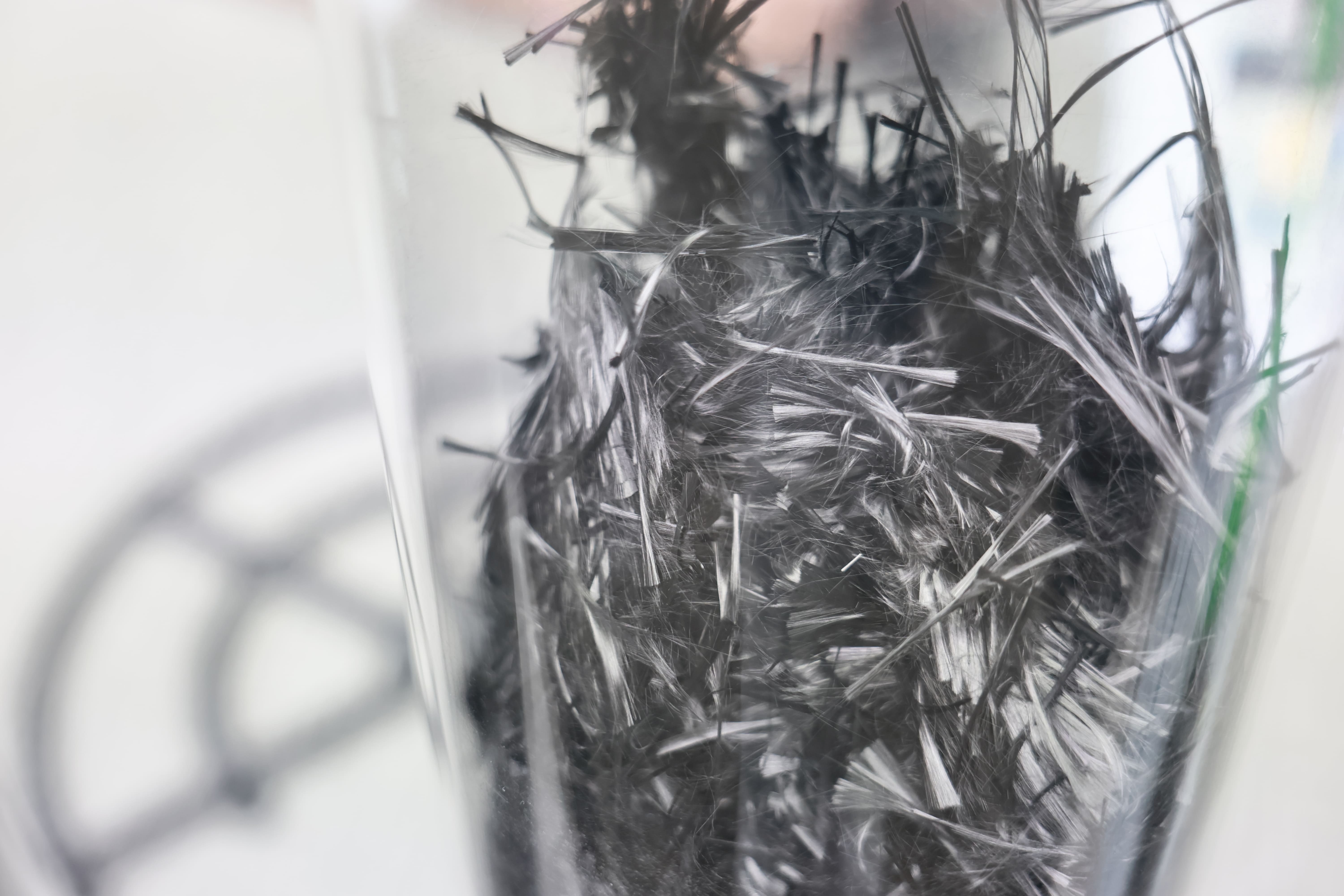 克服碳纖維加工難題 安能聚突破回收瓶頸