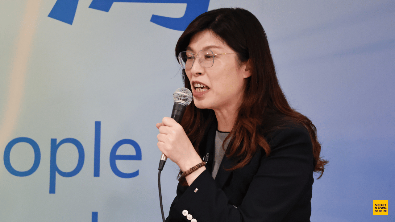 鄭麗文硬要鄭習會 綠營新秀接力痛罵賣台