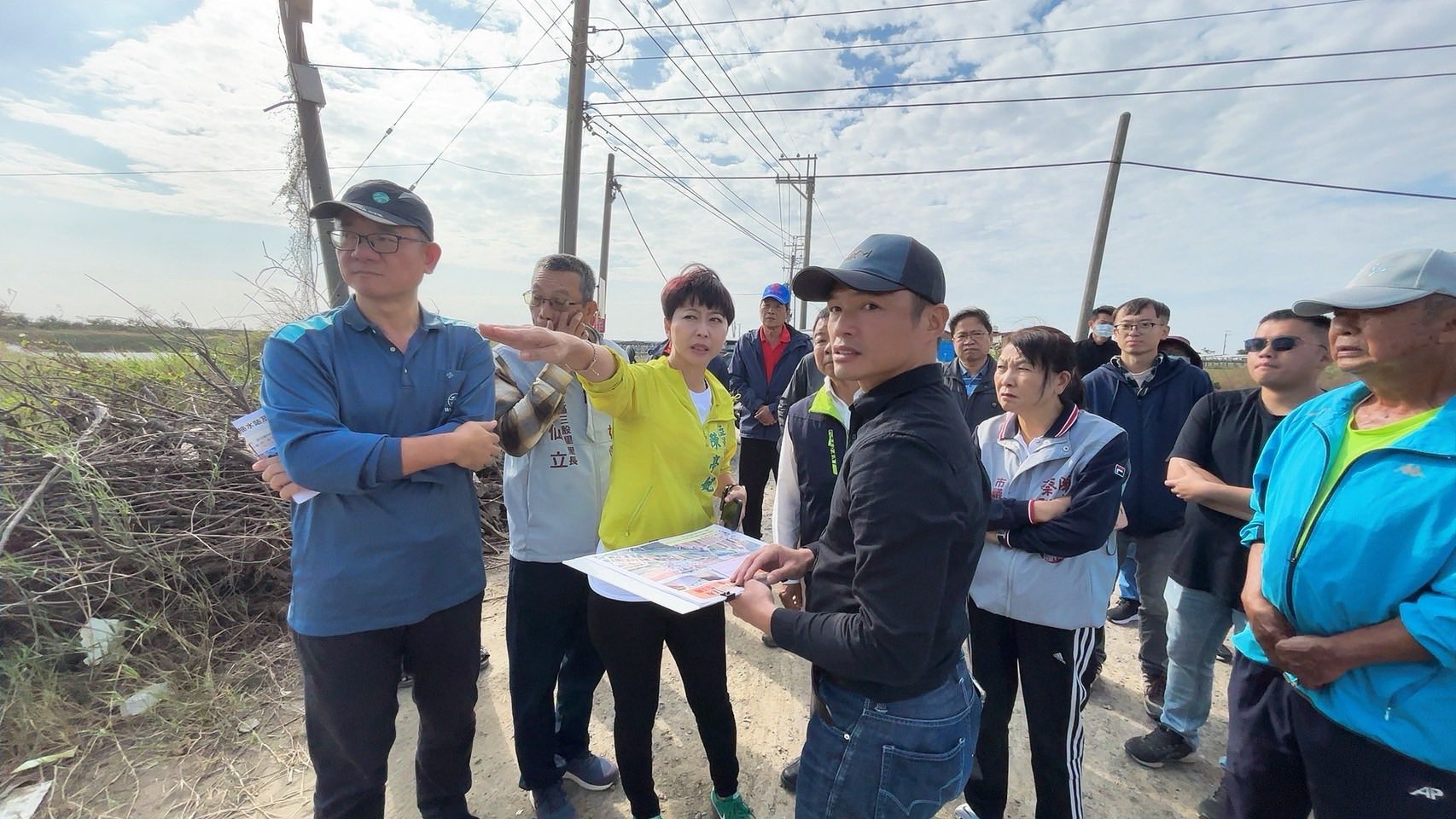 民調: 黨內互比陳亭妃贏林俊憲9.7％