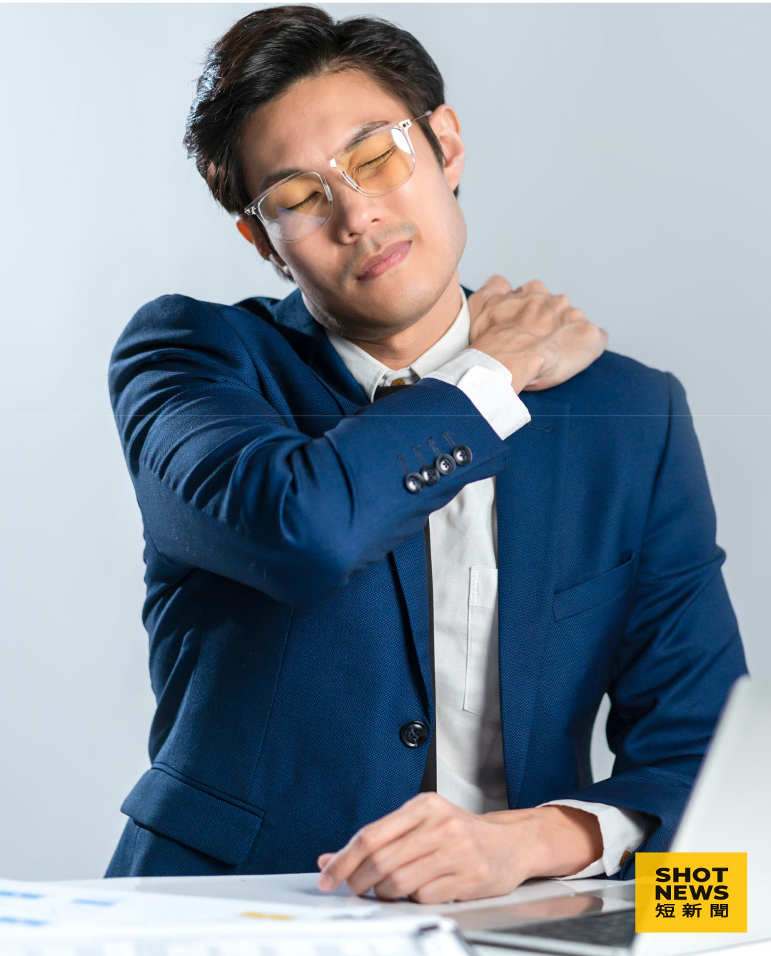 上班族肩頸痠痛困擾 企業健康對策掀熱潮