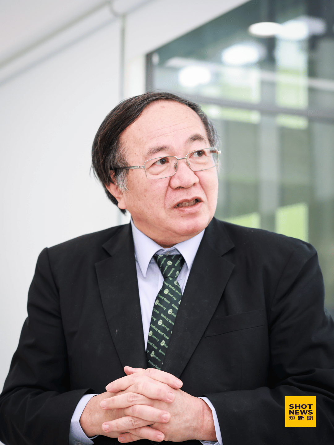 牙醫革命家1  曾跌入谷底的狀元