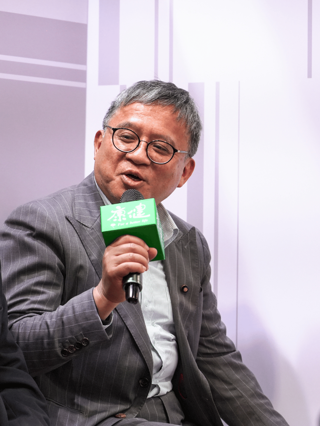 前宜蘭大學生物技術與動物科學系特聘教授郭村勇。
