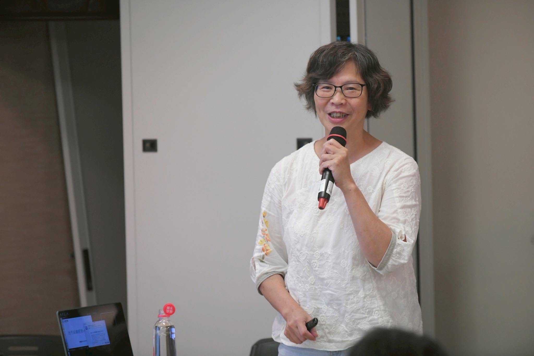 藍白合像寄生蟲!他曝蔡壁如回台中內幕