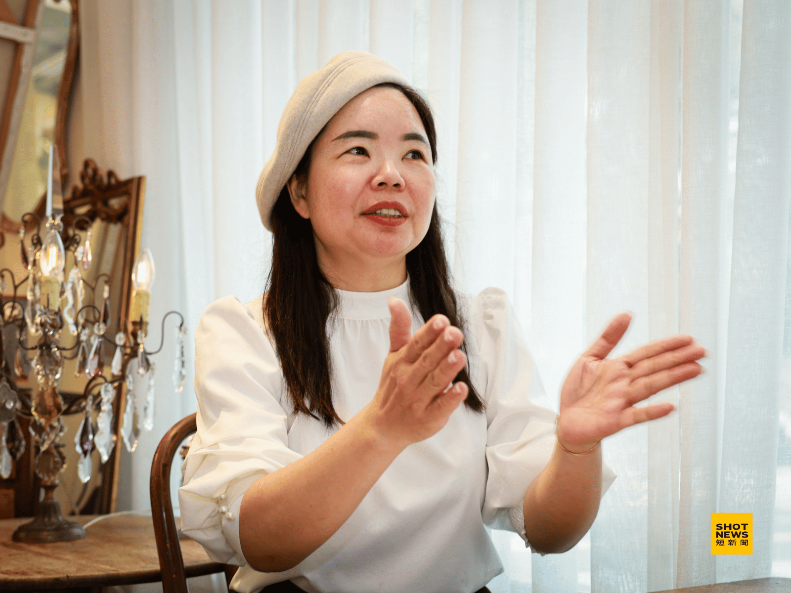 胡若茵坦言，面對排隊的客人，壓力是很大的，但必須維持好蛋糕的品質。(劉祐龍攝影)