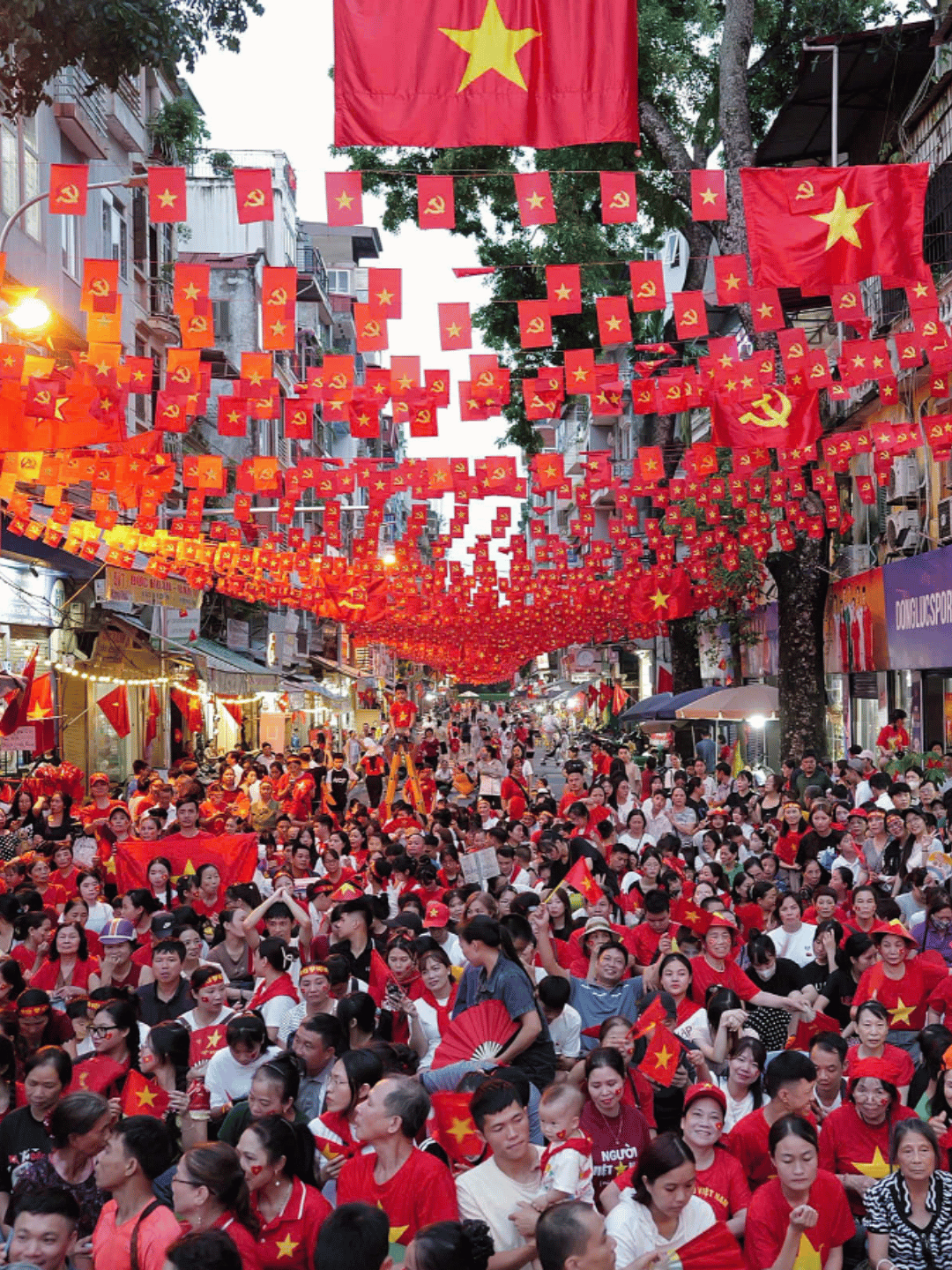 慶祝越南國慶 每位越南公民獲贈十萬越盾