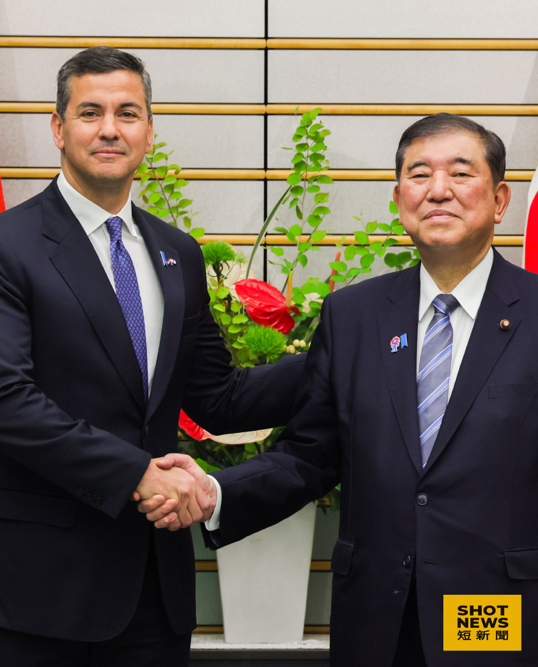 巴拉圭總統貝尼亞(左）訪日與日本首相石破茂會談（圖：日本外交部）