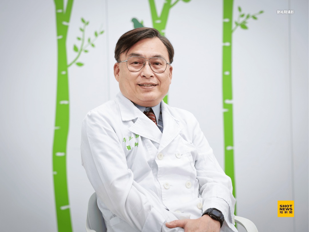 李正喆說明,顎骨表面只有一層薄牙齦,口水細菌又多,容易受傷感染。(圖/資料照)