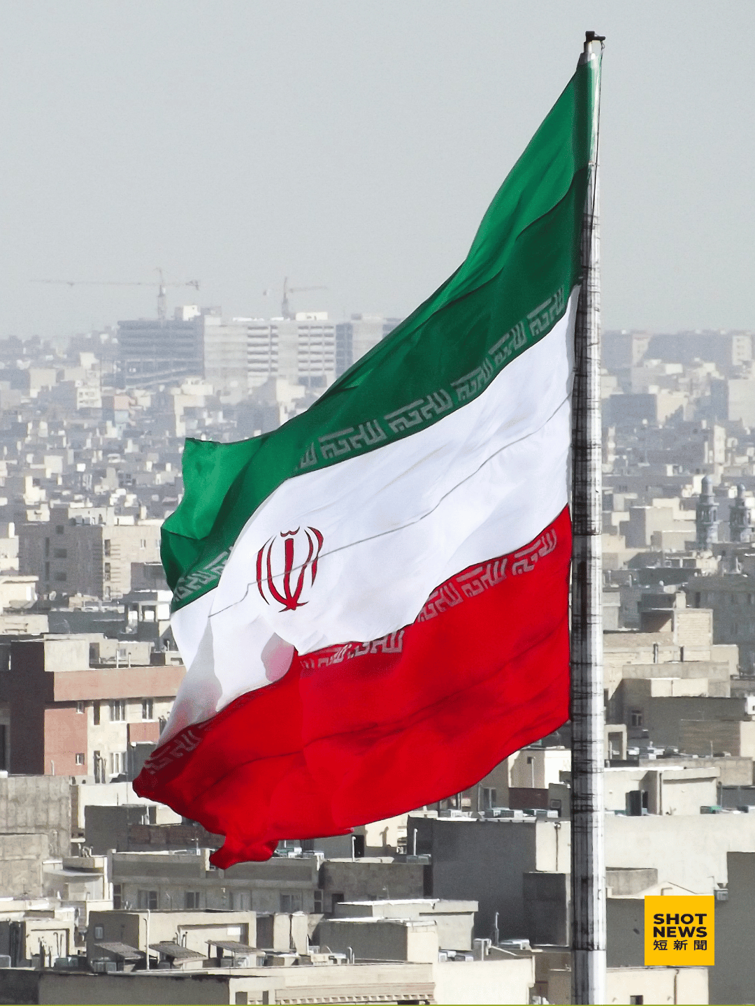 荷姆茲海峽開了又關 伊朗內鬥白熱化