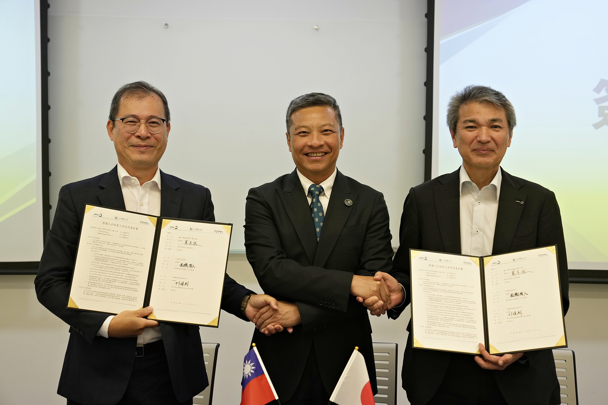 台日結盟 輔大首創核磁共振人才培育中心