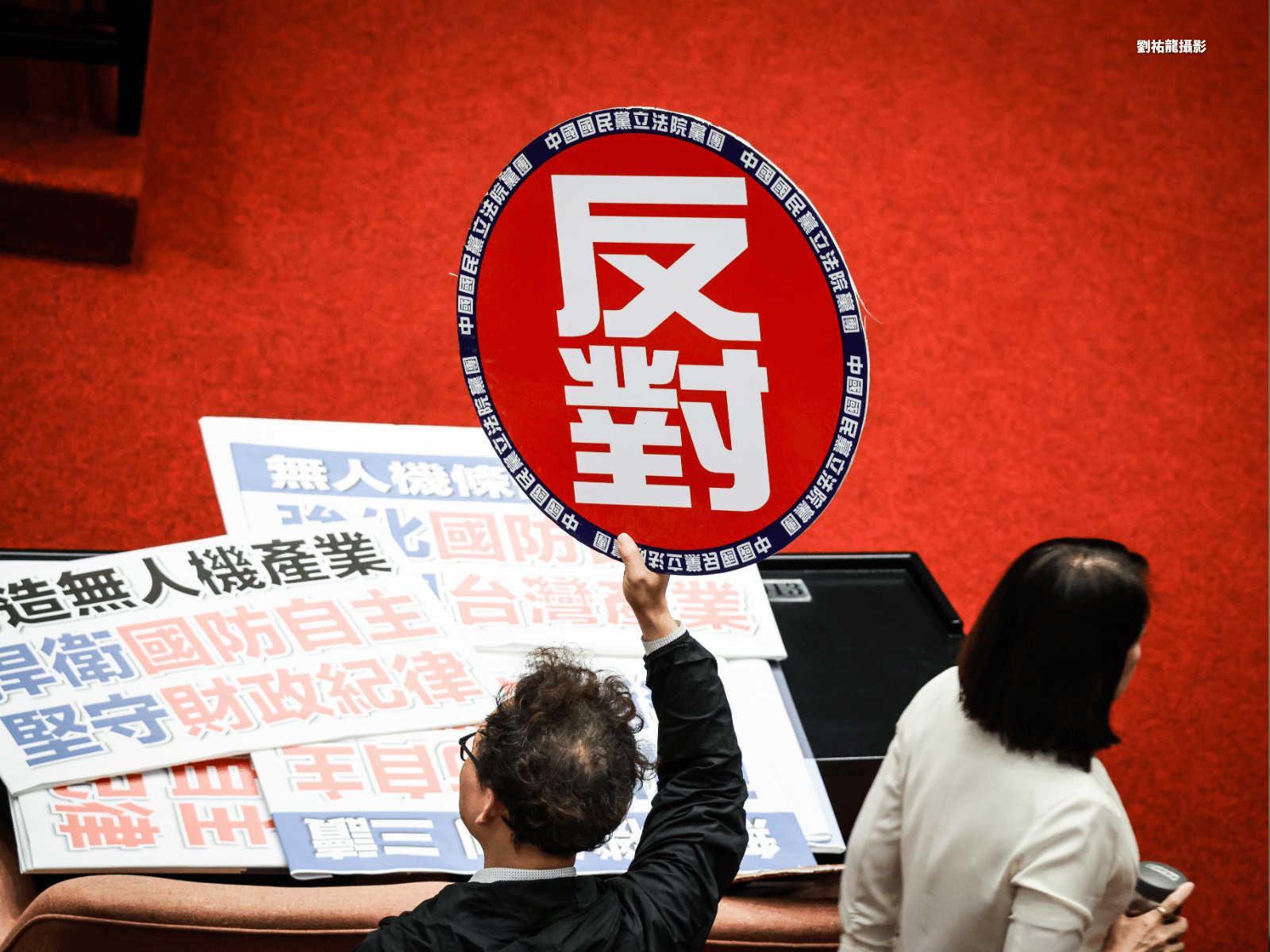 無人載具條例三讀 2400億分6年編列