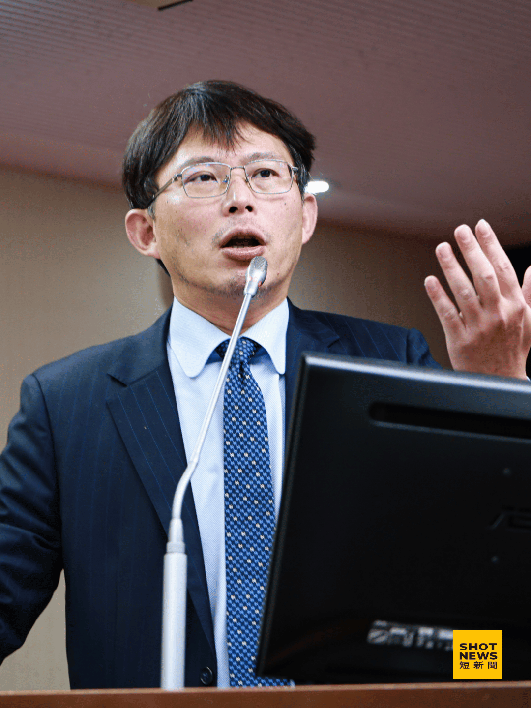黃國昌提深挖放核廢 挨批忽略台灣地質多變