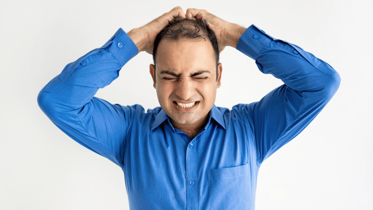 男性禿頭越早進行治療，越有機會延緩惡化速度。（圖/Freepik)