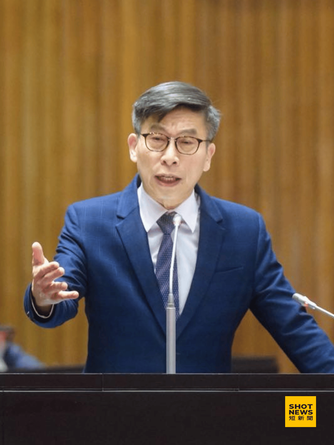 助理費除罪撤案連署 綠黨團與白委到場力挺