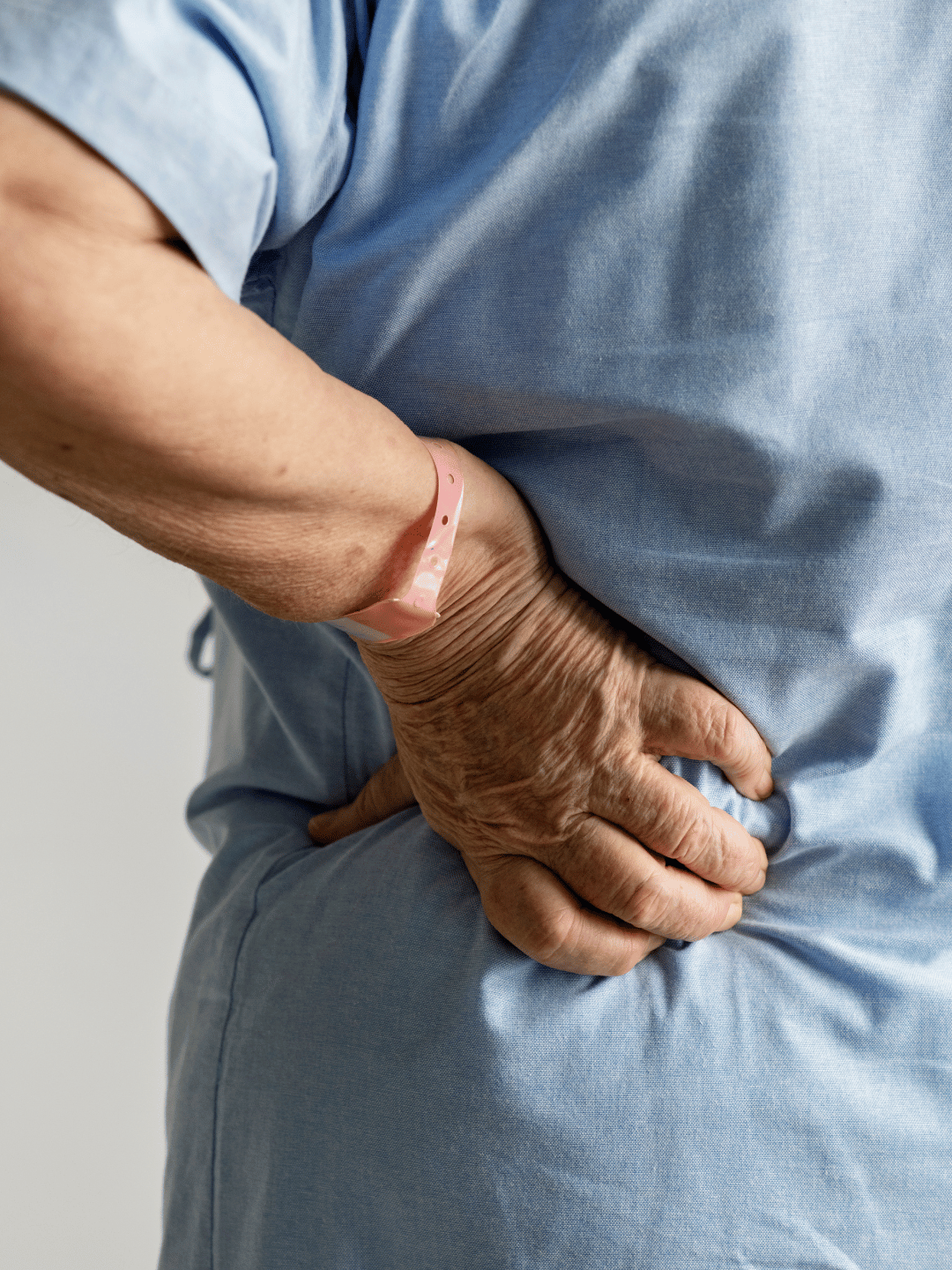 腰痛恐是腎結石！原因、症狀與危害一次看