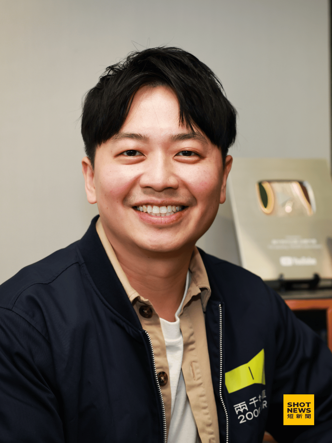 車行轉生術1  告別新聞台 用鏡頭賣車