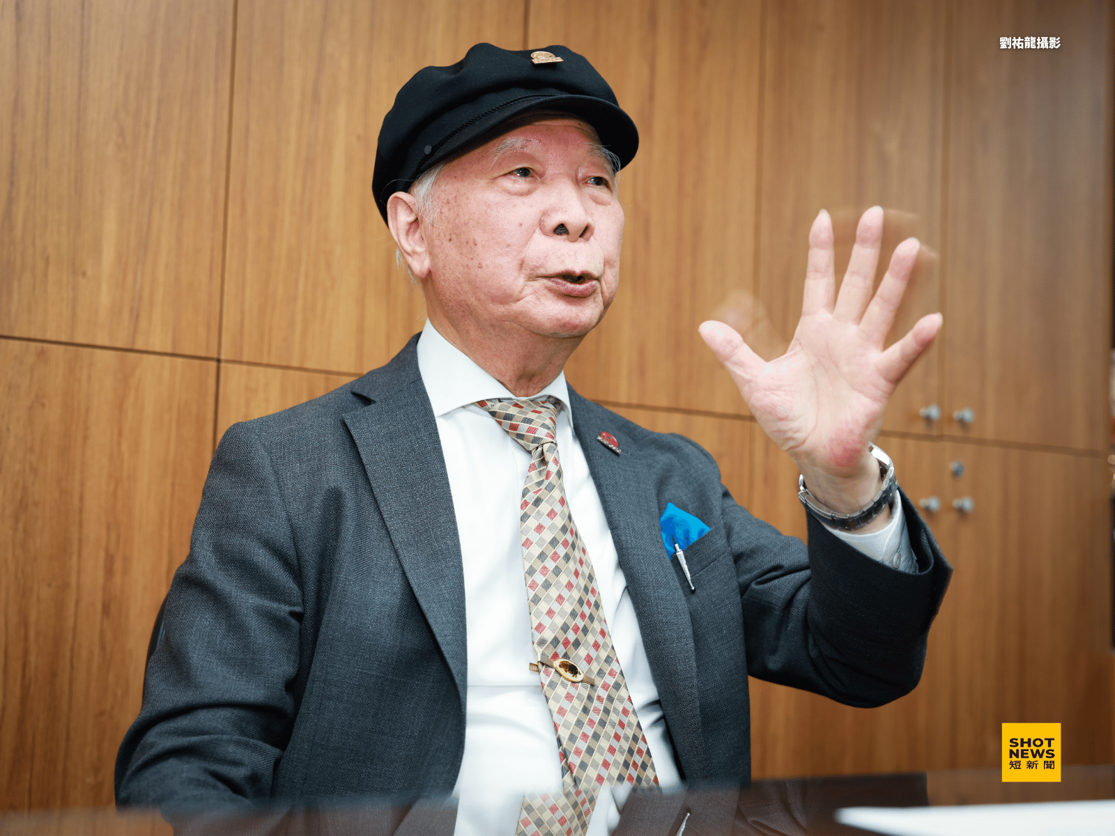吳昭雄說，我深知一個產品如果沒有信用，是根本賣不出去的。