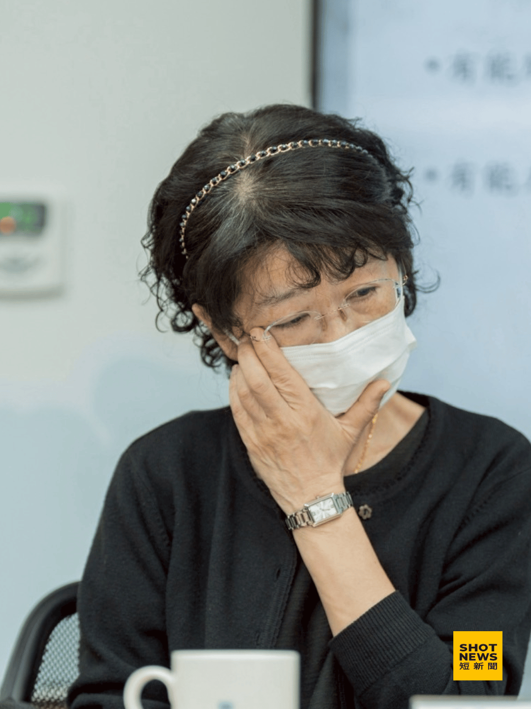 柯文哲妻子陳佩琪控訴，柯文哲有血尿與腎結石狀況。