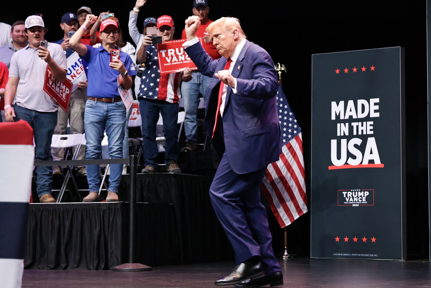 親中名嘴如喪考妣