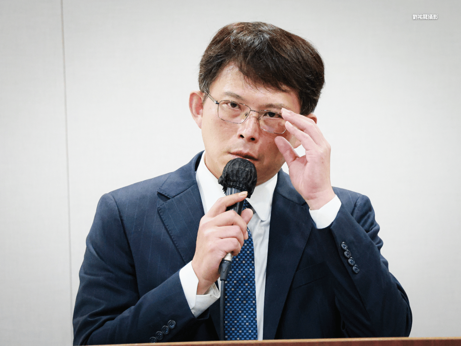 賴清德宣布普發1萬 黃國昌轟：共產黨招數