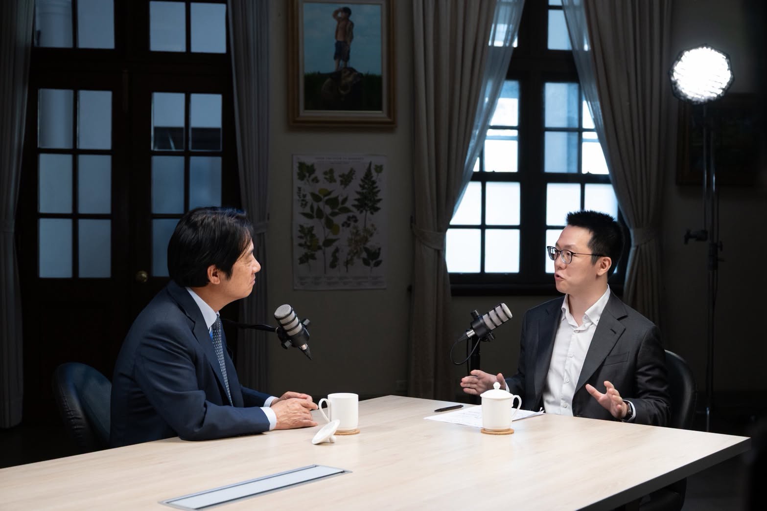 賴清德接受游庭皓專訪 直球對決六大議題