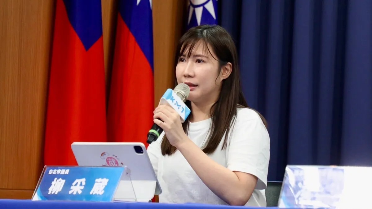 柳采葳蹭韓團出糗 朱政騏酸假會不懂裝懂