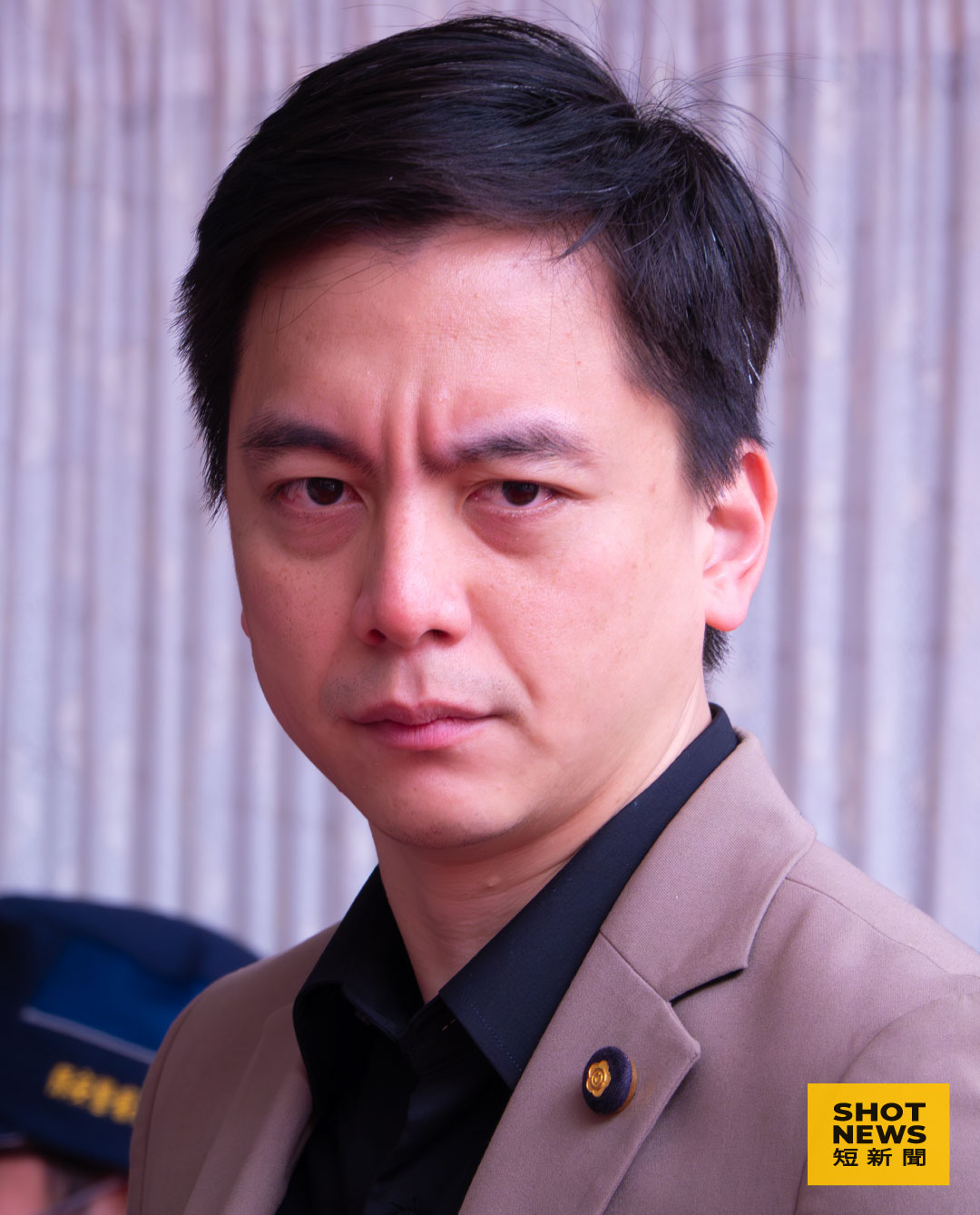 罷團公布罷免牛煦庭二階連署書已破3萬份，盼本週末可以達標到3萬5千份（圖：謝亦然攝影）