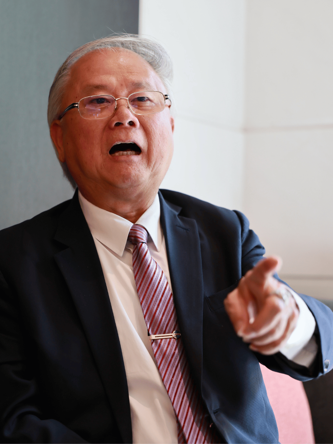 他相信，建築可以留下時代的樣子，他想把台灣，變成真正的國際城市。