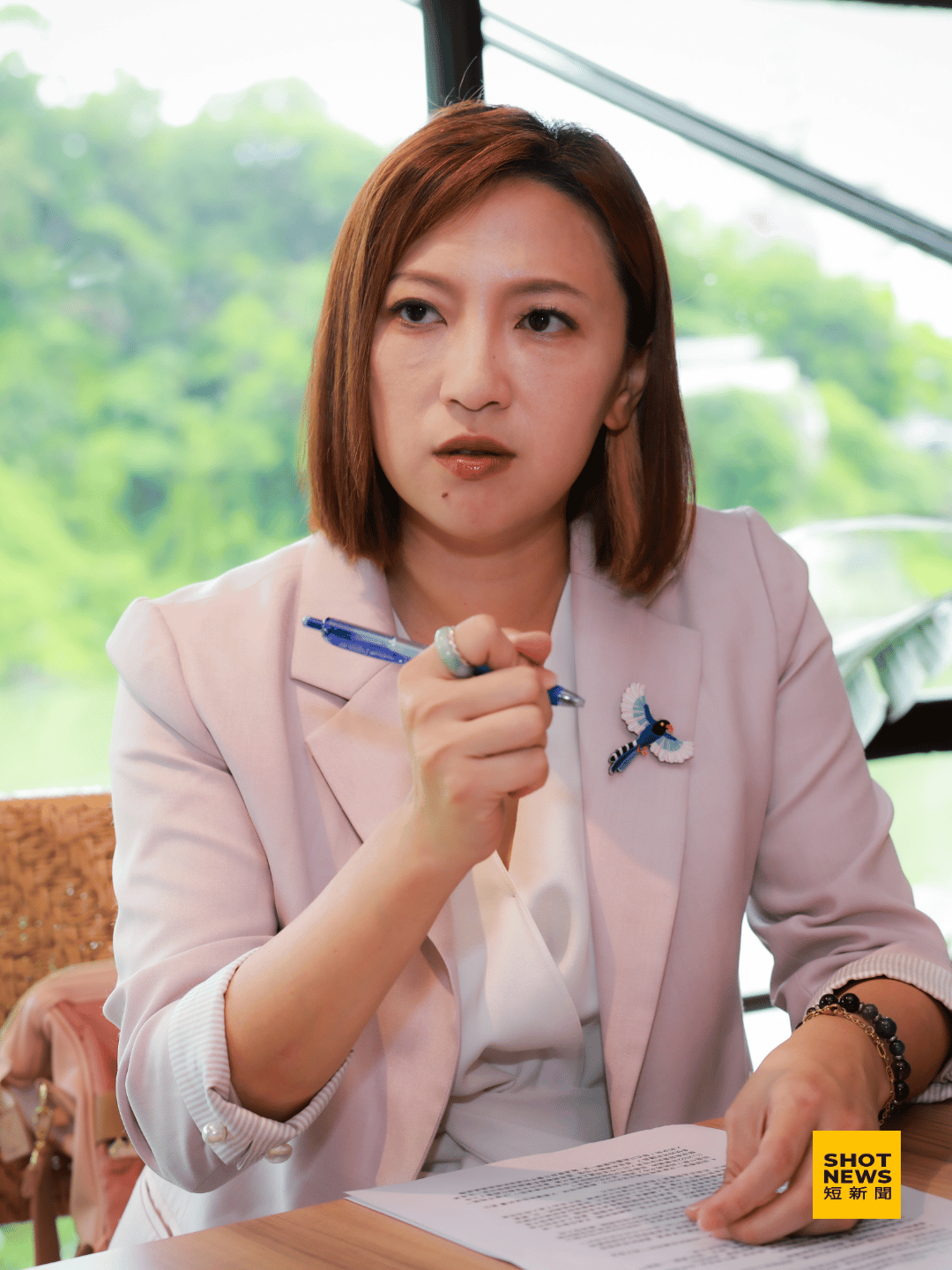 面對市府刻意阻擋議員建議款的政治打壓,陳乃瑜堅持勇敢揭發市政缺失,拒絕向威權式的兩手策略低頭。(劉祐龍攝影)