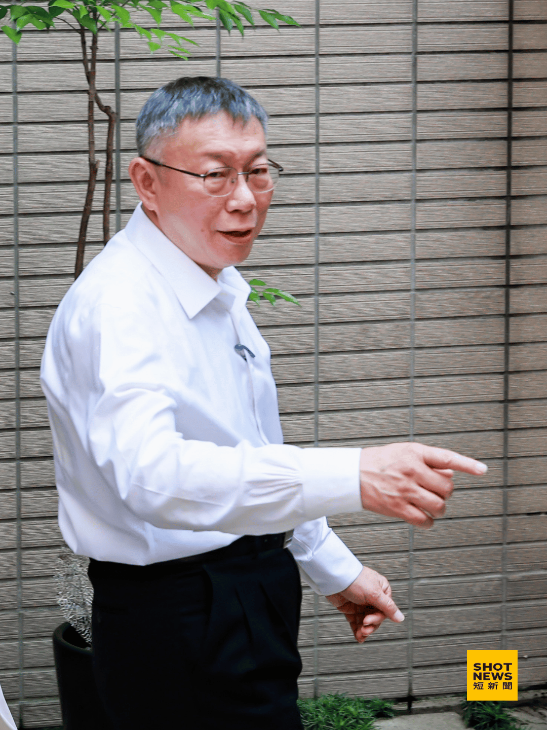 柯文哲交保撤銷 今重開羈押庭拆腳鐐