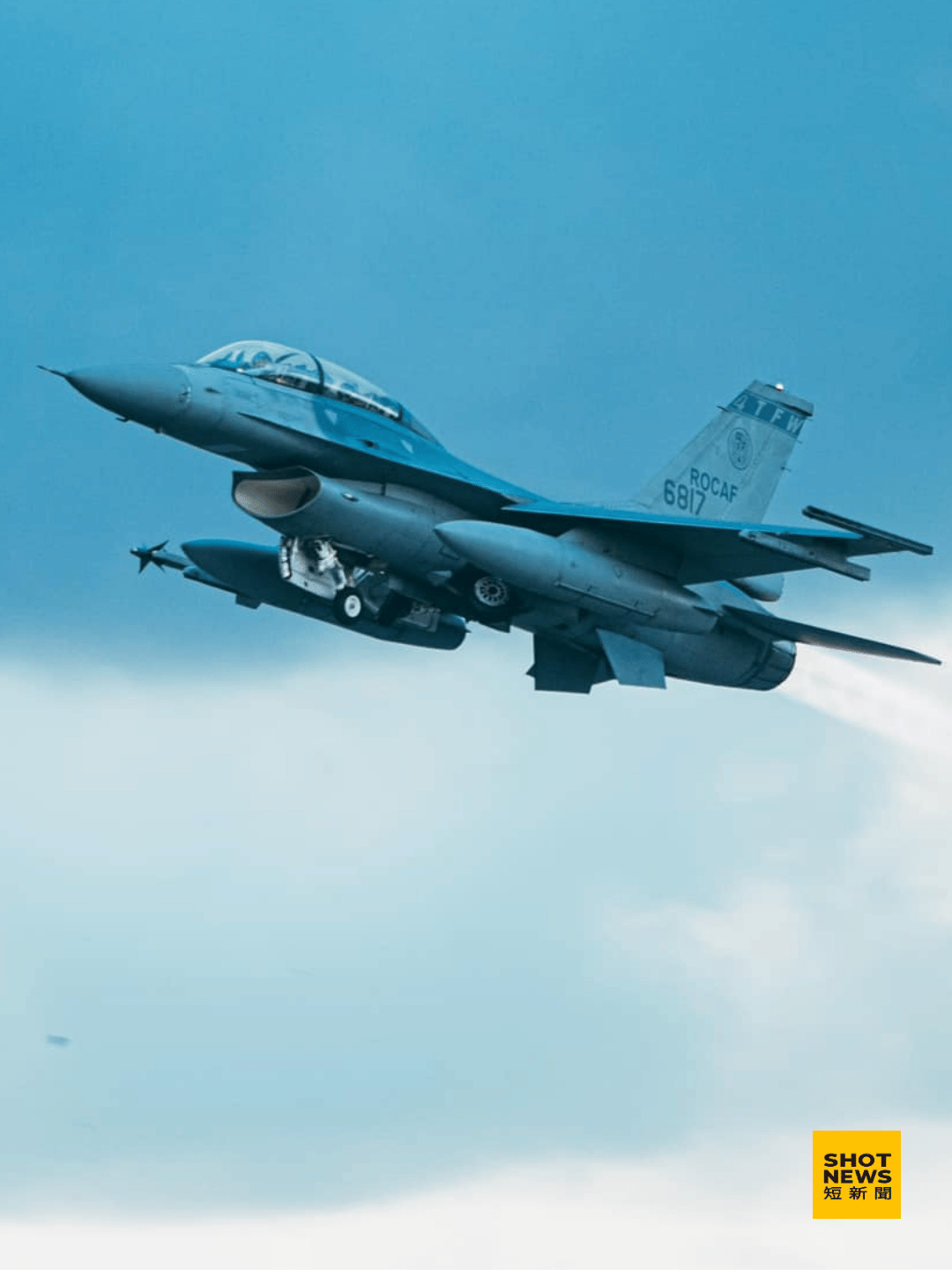 台灣空軍F-16戰機起飛。(國防部發言人)