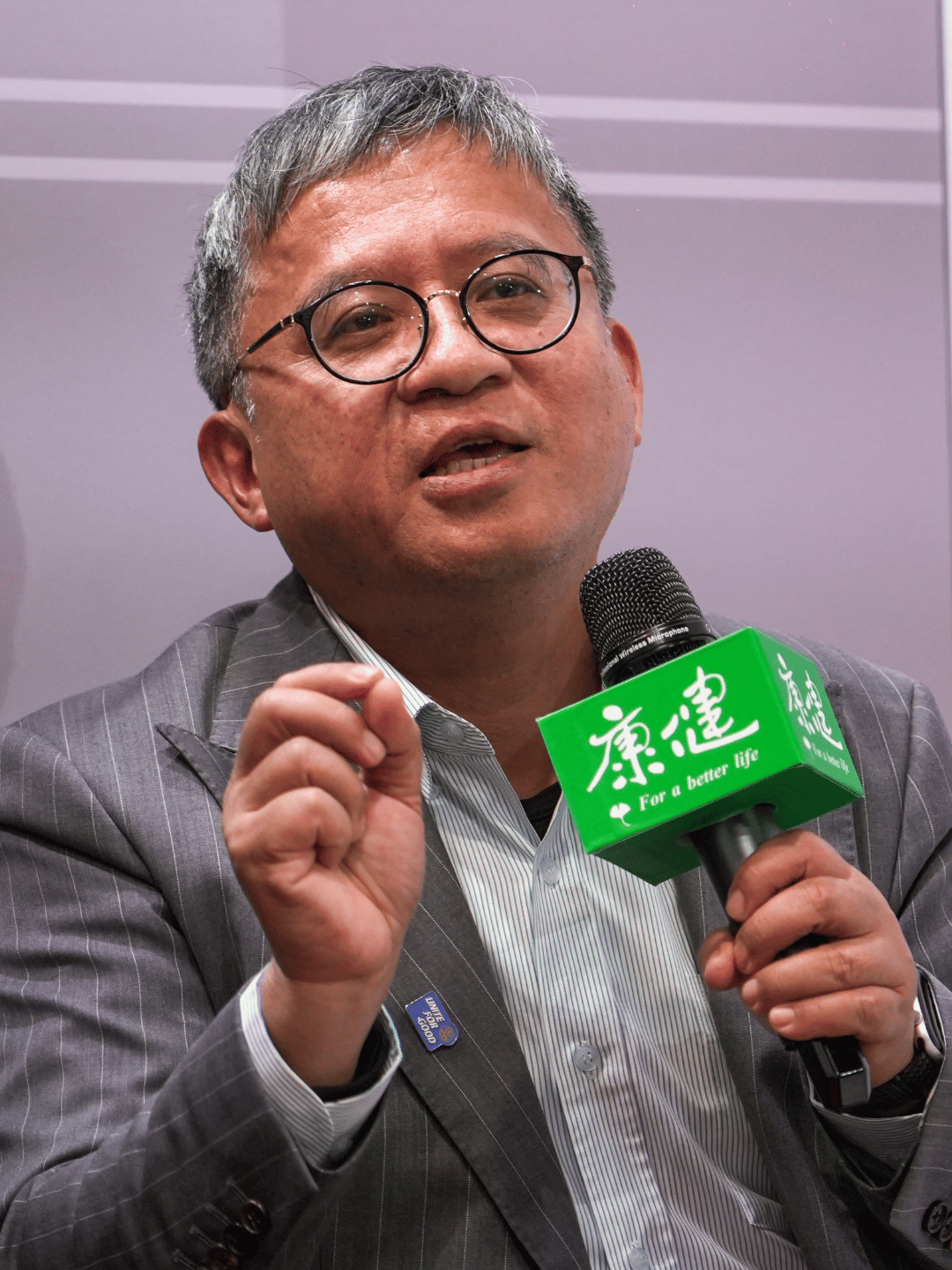 前宜蘭大學生物技術與動物科學系特聘教授郭村勇。