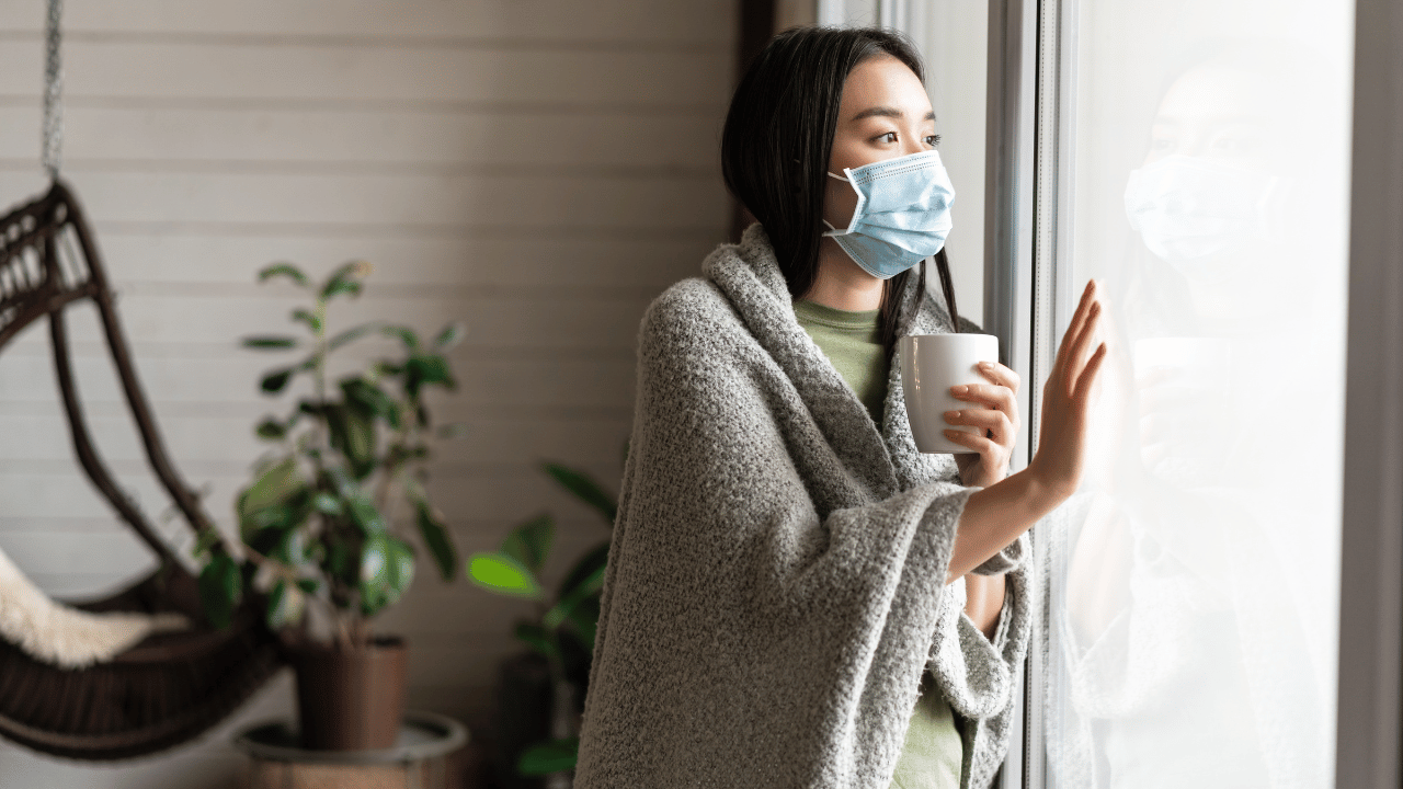 快感冒時，建議多攝取與體溫接近的溫開水（圖/Freepik)