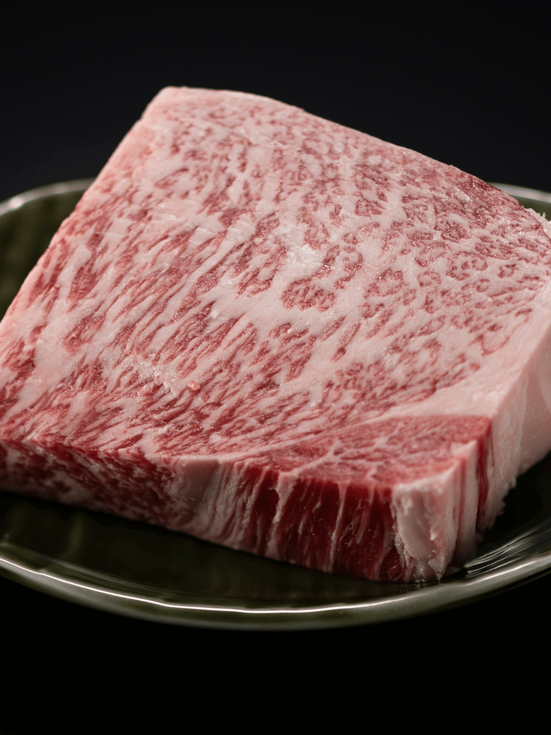 黑毛和牛。