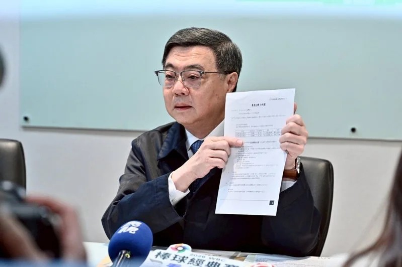 訪日看球共花214萬 卓榮泰秀單據